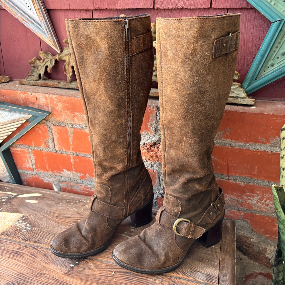 Born Brown Oiled Leather Knee-High Western Biker Riding Heeled Boots Size 8 M/W